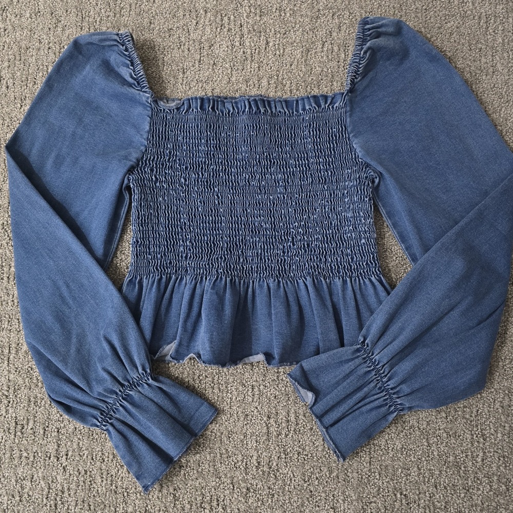 Mebon Chambray Look Smocked Peplum Crop Top Puff Sleeve Cottagecore Medium